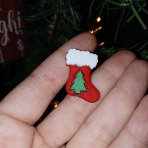 Holiday pin